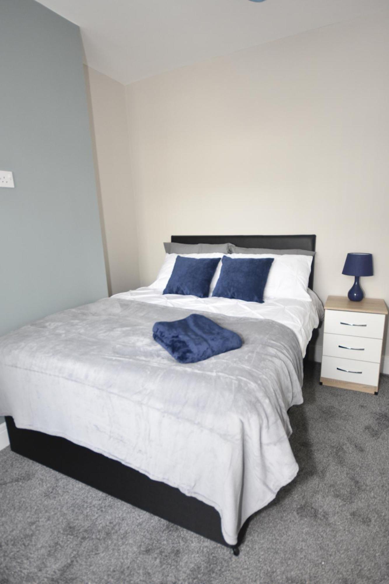 Townhouse @ Penkhull New Road Stoke Hotel Bagian luar foto