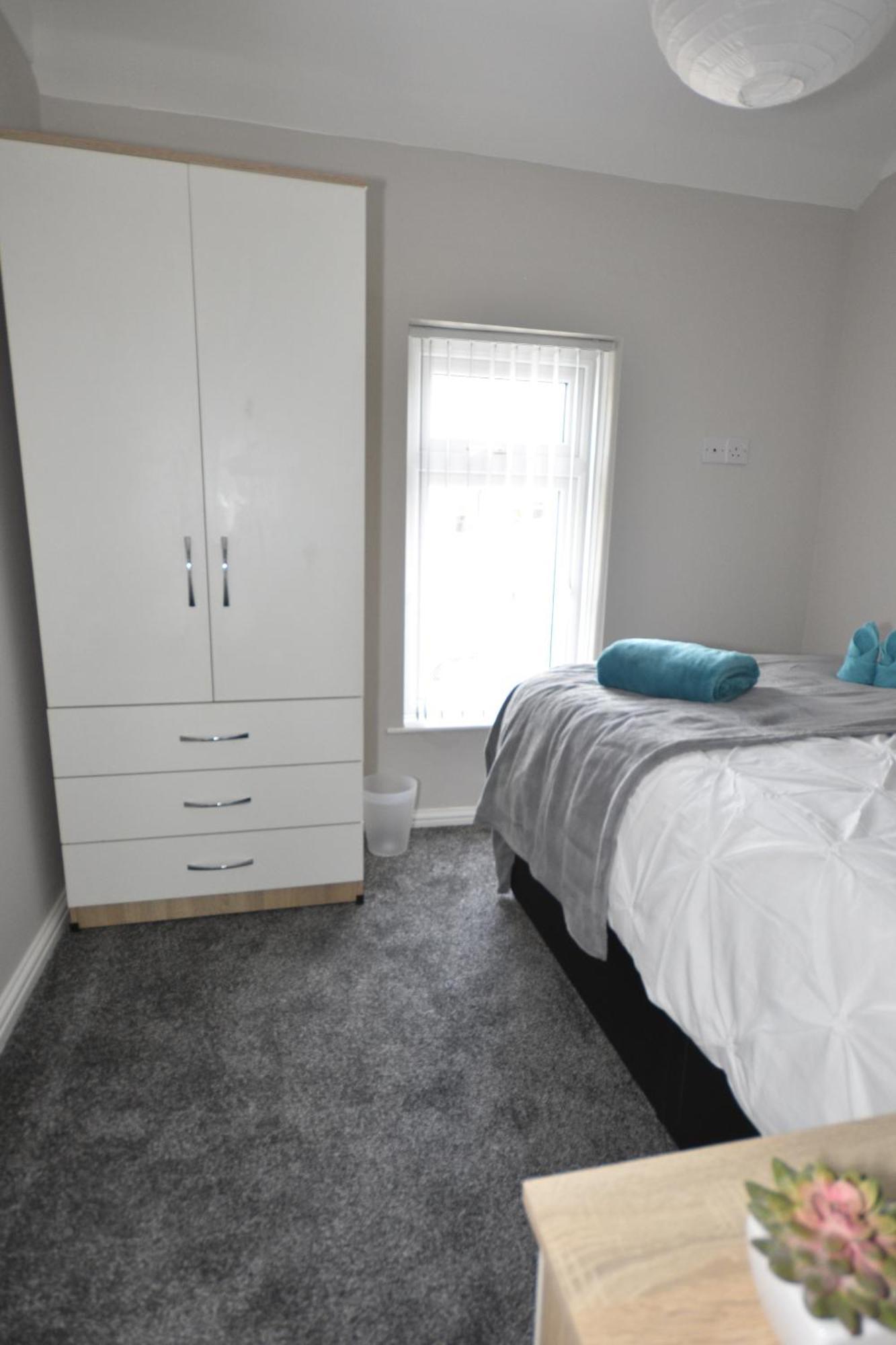 Townhouse @ Penkhull New Road Stoke Hotel Bagian luar foto