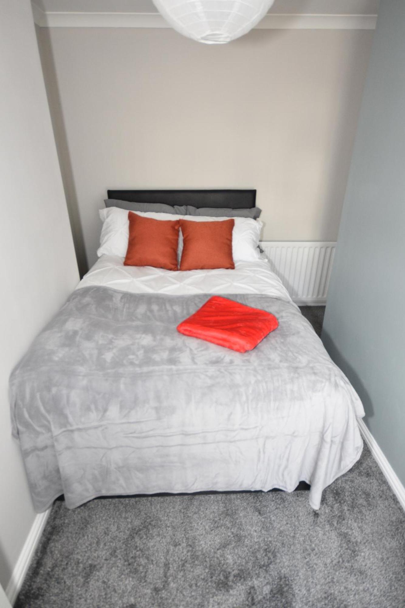 Townhouse @ Penkhull New Road Stoke Hotel Bagian luar foto