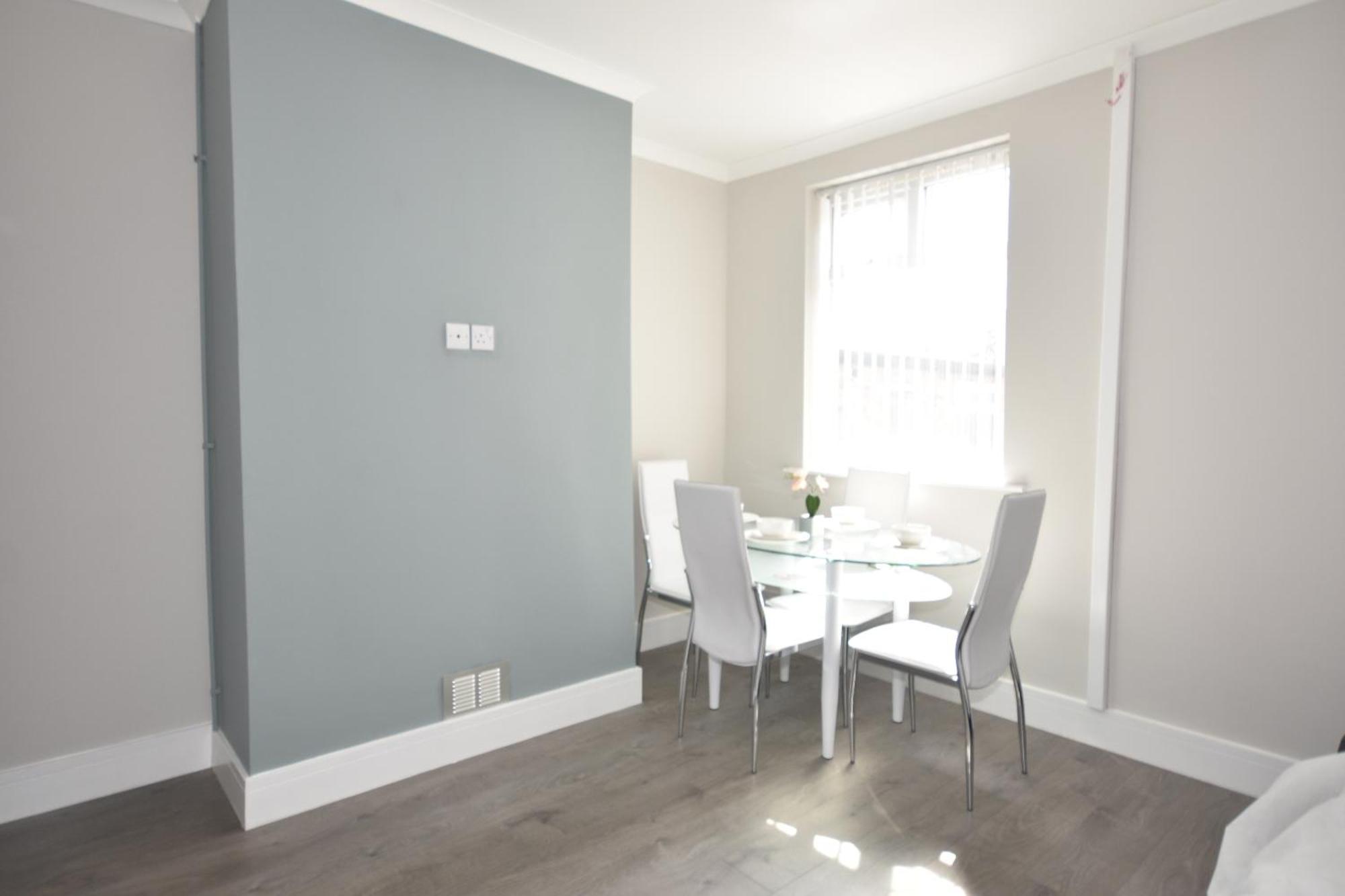 Townhouse @ Penkhull New Road Stoke Hotel Bagian luar foto