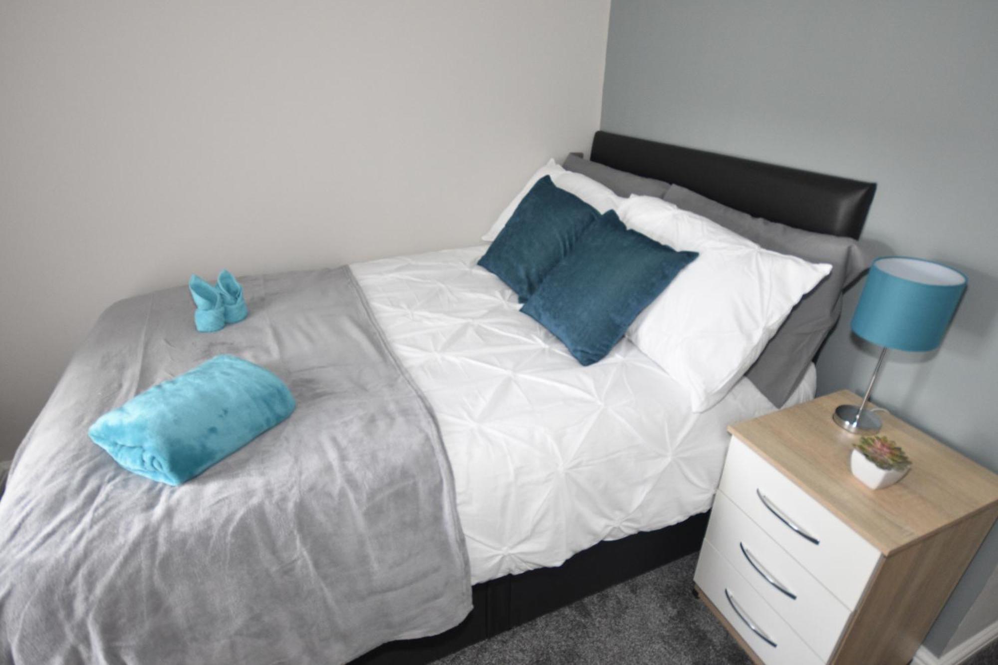 Townhouse @ Penkhull New Road Stoke Hotel Bagian luar foto